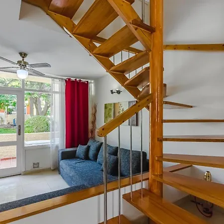 Complex Cortijo, Americas, Pool, Parking La45