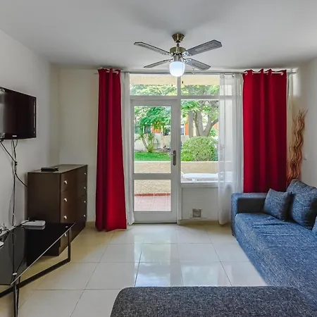 Complex Cortijo, Americas, Pool, Parking La45 アパート